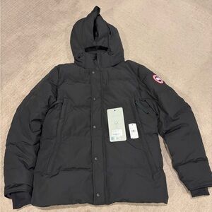 Canada Goose Wyndham Parka-CR Men's black jacket